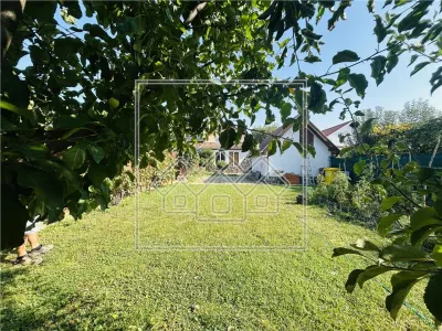 Casa tip duplex, cu 3 camere, 116 mp utili, teren de 403 mp - Sibiu