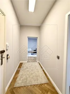 Apartament renovat, mobilat si utilat - 42 mp + pivnita - Ultracentral - foto 5