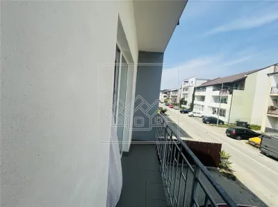 Ap. 3 camere, terasa de 12 mp, decomandat, 74 mp utili, pret bun - foto 8