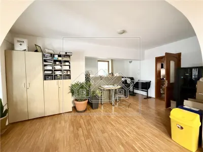 Spatiu de birouri - 9 camere - 250 mp utili - Selimbar - foto 11
