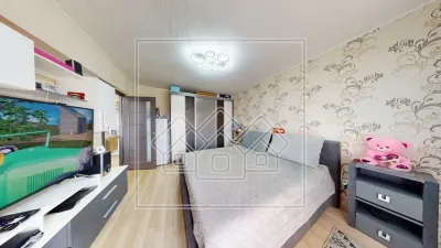Apartament cu 3 camere, balcon, pivnita - Zona Mihai Viteazu - foto 5