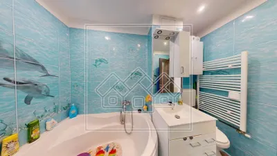 Apartament cu 3 camere, balcon, pivnita - Zona Mihai Viteazu - foto 7