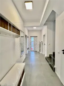 Casa cu 4 camere, 142 mp curte - Selimbar, str.O.Goga - foto 16