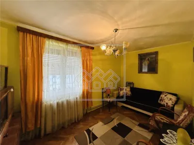 Ap decomandat, 3 camere, balcon, pivnita - N. Iorga - foto 13