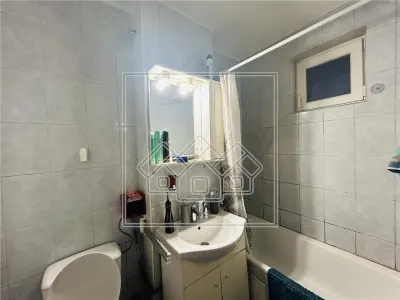 Apartament 3 camere, balcon, pivnita - etaj 7/10 - Zona Mihai Viteazu - foto 6
