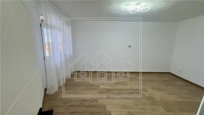 Apartament 2 camere, renovat, parcare, decomandat, etaj intermediar - foto 6