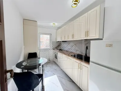 Apartament cu 4 camere si 2 balcoane - etaj 2 - Calea Poplacii - foto 2