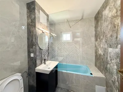 Apartament cu 4 camere si 2 balcoane - etaj 2 - Calea Poplacii - foto 8