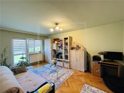 Apartament decomandat, 3 camere, 2 bai, 2 balcoane - Strand - foto 1