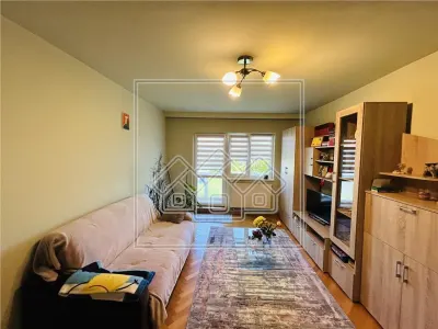 Apartament decomandat, 3 camere, 2 bai, 2 balcoane - Strand - foto 2