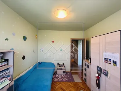Apartament decomandat, 3 camere, 2 bai, 2 balcoane - Strand - foto 11