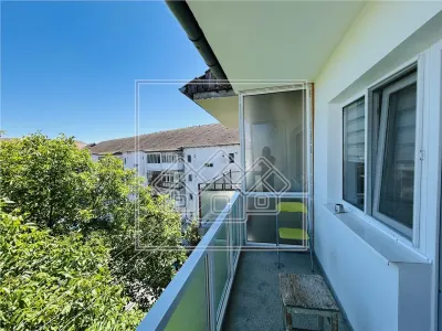 Apartament decomandat, 3 camere, 2 bai, 2 balcoane - Strand - foto 6