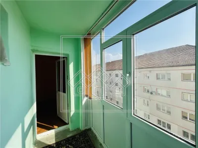 Ap decomandat, 3 camere, 2 balcoane - Zona Turnisor - foto 15