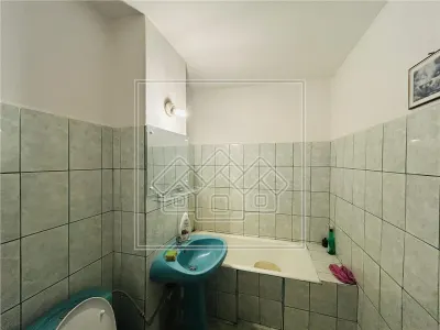 Ap decomandat, 3 camere, 2 balcoane - Zona Turnisor - foto 17