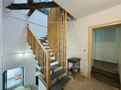 Casa cu 6 apartamente + gradina - pretabil investitii - foto 8