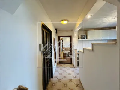 Ap decomandat, cu 2 camere, balcon - etaj 3/4 - Vasile Aaron - foto 9