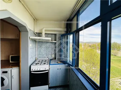 Ap decomandat, cu 2 camere, balcon - etaj 3/4 - Vasile Aaron - foto 10