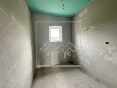 Casa tip duplex in Mohu, 4 camere, 145 mp utili, teren 195 mp - foto 6
