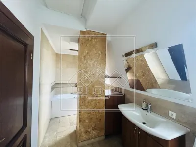 Penthouse spatios si modern, 160 mp utili + terasa spectaculoasa - foto 17