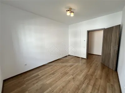 Apartament cu 3 camere, 56,6 mp utili, balcon de 7 mp - Calea Cisnadiei - foto 9