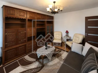 Ap decomandat, 4 camere, balcon - Zona Mihai Viteazu - foto 4
