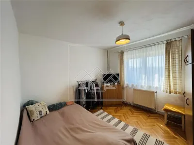 Apartament decomandat, 3 camere, 2 bai, balcon, etaj5/7 - Terezian - foto 7