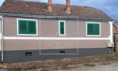 Casa 3 camere in Slimnic - Curte 460 mp, pivnita si pod - foto 2