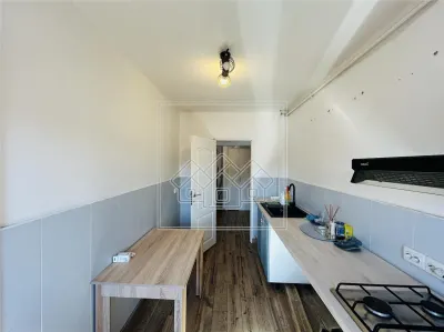 Apartament decomandat, cu 2 camere, 50 mp utili - Strand - foto 13