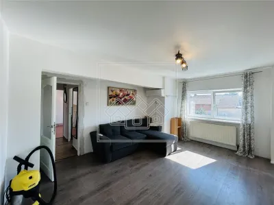 Apartament decomandat, cu 2 camere, 50 mp utili - Strand - foto 10