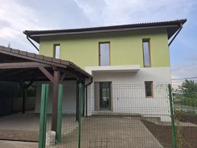 Casa individuala Noua, priveliste deosebita Tocile-Sibiu. - Sadu