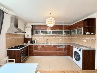 Ap modern, cu 3 camere, balcon - Zona Lazaret - foto 3