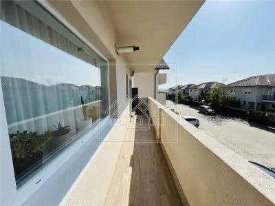 Ap decomandat, 2 camere si balcon, etaj 1, mobilat modern - foto 12