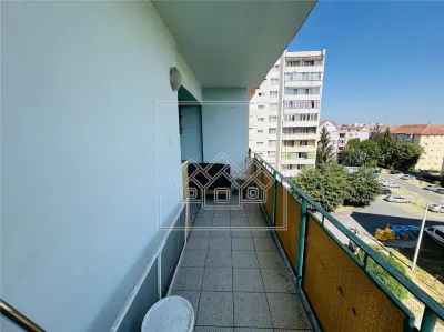 Ap decomandat, 2 camere, balcon mare, Etaj 5/10 - Mihai Viteazu - foto 16