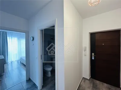 Ap decomandat, mobilat modern, cu 2 camere, balcon mare - City Residence - foto 9