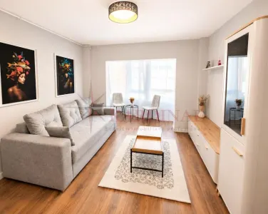 Apartament 2 camere (amenajat in 3)  ZONA JUDEȚEAN  CALEA BUCUREȘTI - foto 2