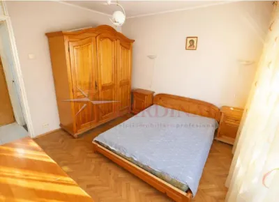 Apartament 4 camere etaj1, Carpaților, intrare Răcădău - foto 6