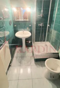 Apartament 4 camere etaj1, Carpaților, intrare Răcădău - foto 10