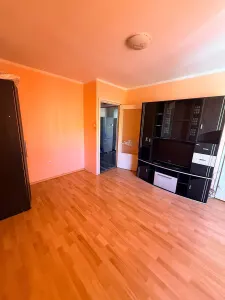 Vanzare garsoniera  decomandata  etajul 2 ,Astra- Sitarului - foto 2