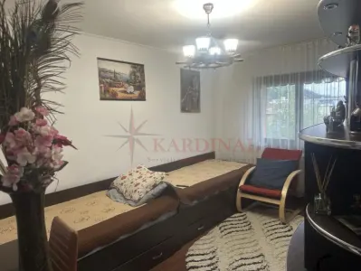 Apartament 2 camere decomandat , parcare, boxa, Racadau - foto 2