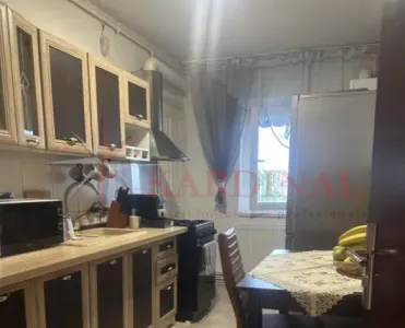 Apartament 2 camere decomandat , parcare, boxa, Racadau - foto 6