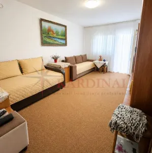 Apartament 2 camere decomandat, etajul 3 ,mobilat ,utilat , parcare ,boxa Astra- Sitarului - foto 1