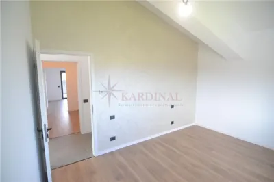 Vanzare casa individuala  3 camere ,2 bai ,Cartier Izvor -Tarlungeni - foto 10