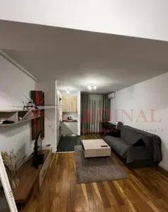 Apartament 2 camere studio, mobilat , utilat , parcare ,etaj intermediar, Maurer- Tractorul - Brasov