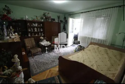 Decomandat cu 2 bai si 2 balcoane la etajul 2 - foto 5