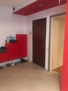 Decomandat, mobilat si utilat, et 3. Aproape de Vest - foto 4