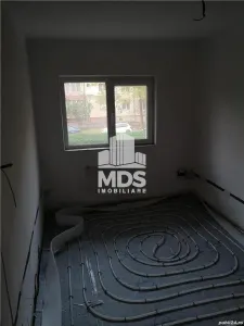 3 camere , parter cu balcon , centrala , 2 bai , Dambovita - foto 3