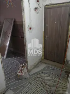 3 camere , parter cu balcon , centrala , 2 bai , Dambovita - foto 6