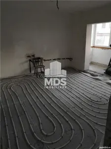 3 camere , parter cu balcon , centrala , 2 bai , Dambovita - foto 8