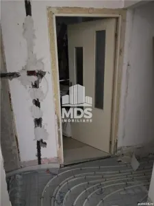 3 camere , parter cu balcon , centrala , 2 bai , Dambovita - foto 10