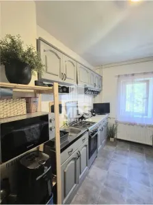 Mobilat si utilat la etajul 2 in bloc anvelopat - foto 2